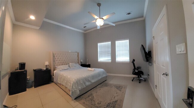 Photo - 1413 Holly St