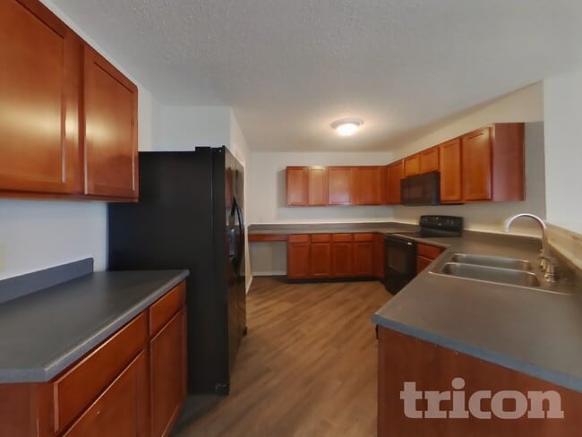 Photo - 5624 W Littleton Dr