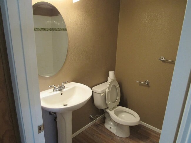 Photo - 2600 Brookside Dr