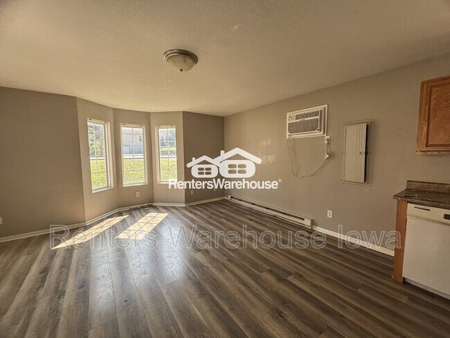 Photo - 2905 Hickman Rd