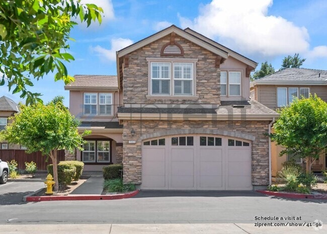 Building Photo - 742 Creekside Ct Rental