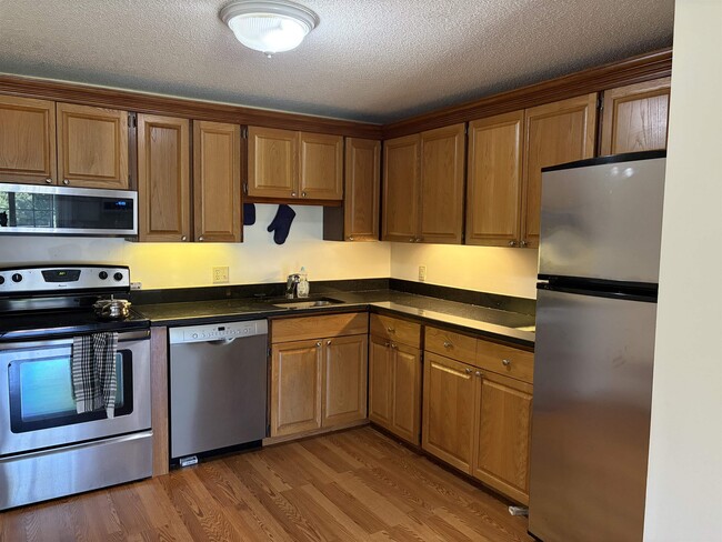 Photo - 807 White Cedar Blvd
