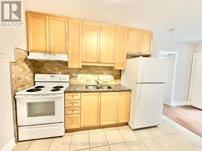 Photo - 15 Thirty Third St Unit 112