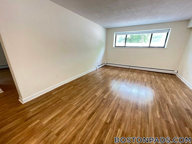 Photo - 66 Homer Ave Unidad 110