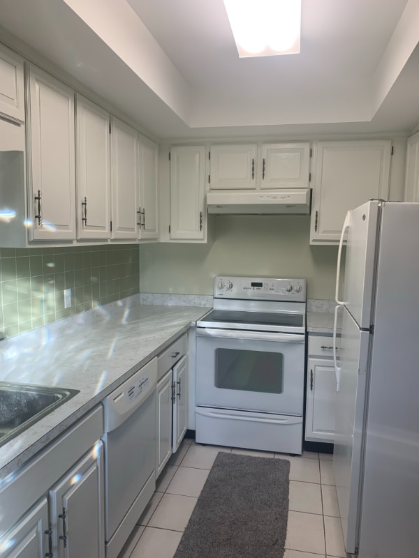 Photo - 239 Grove St