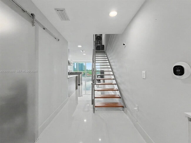 Photo - 2950 NE 188th St Unit 435