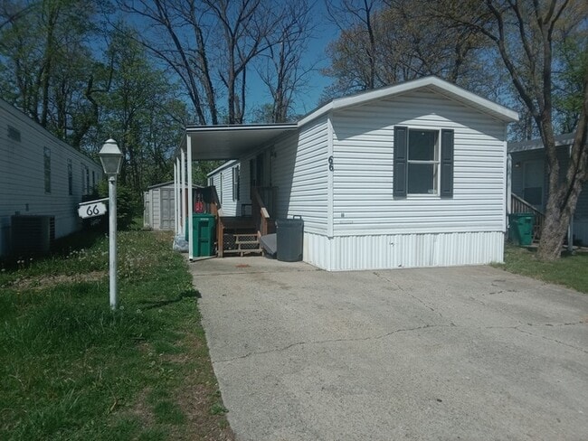 Building Photo - 3500 N Dirksen Pkwy