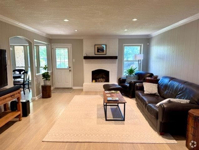 Building Photo - 717 Huntwich Dr Rental