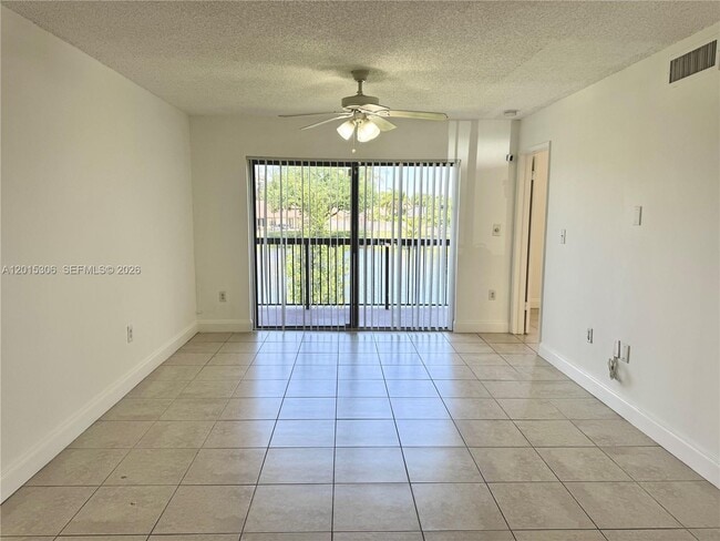 Photo - 9893 Nob Hill Ln Unit 9893