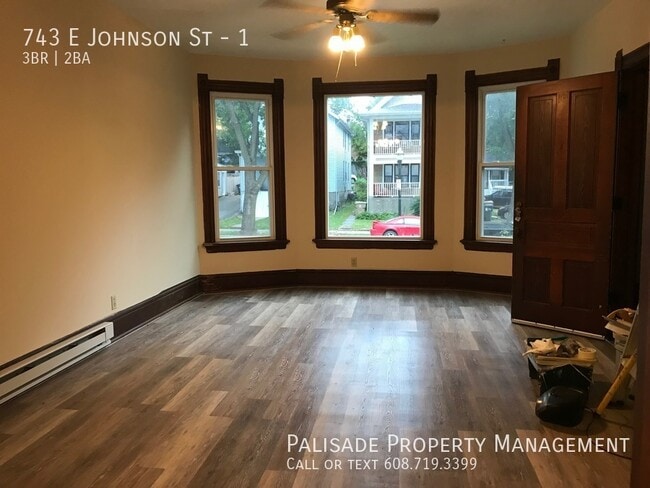 Photo - 743 E Johnson St Unidad 1