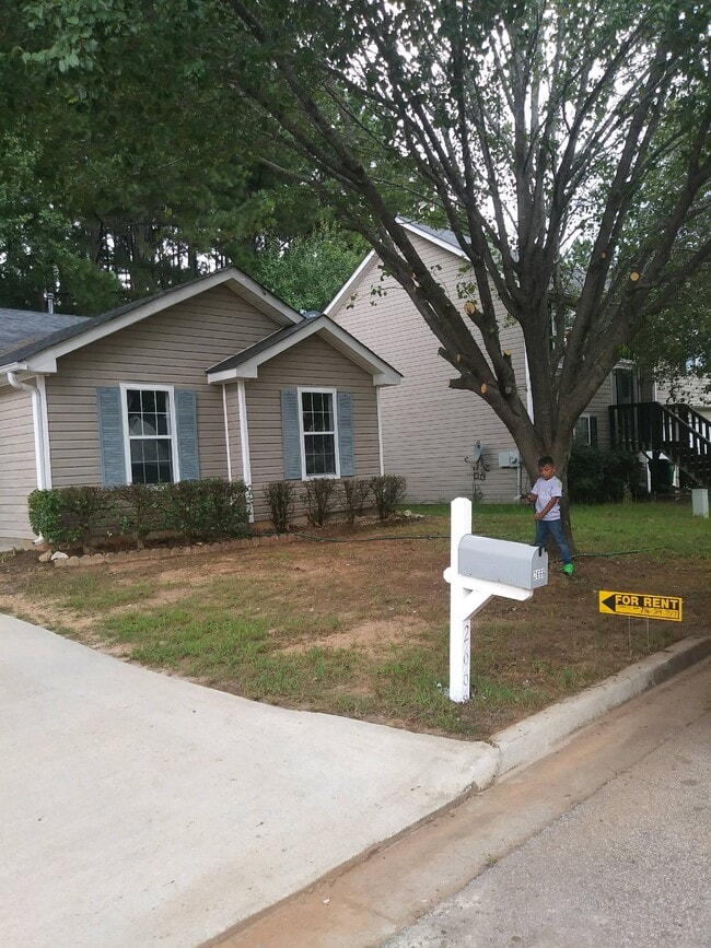 Photo - 2666 Rambling Way