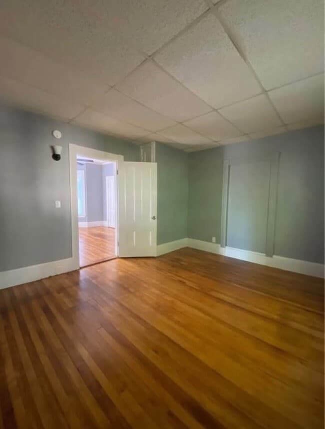 Photo - 88 Western Ave