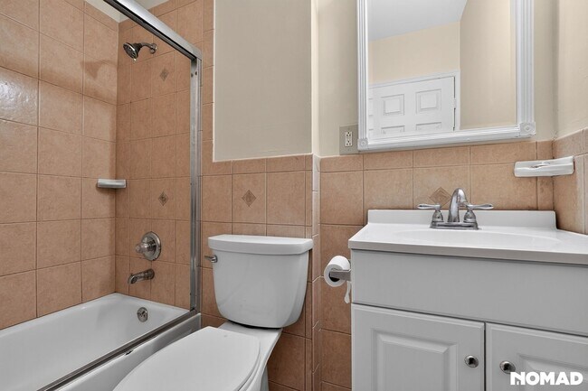 Photo - 17 Grand St