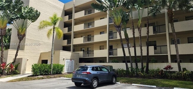Building Photo - 2900 NW 42nd Ave Unit A110