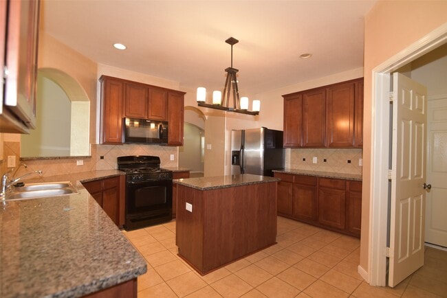 Building Photo - 7927 Cardinal Landing Ln
