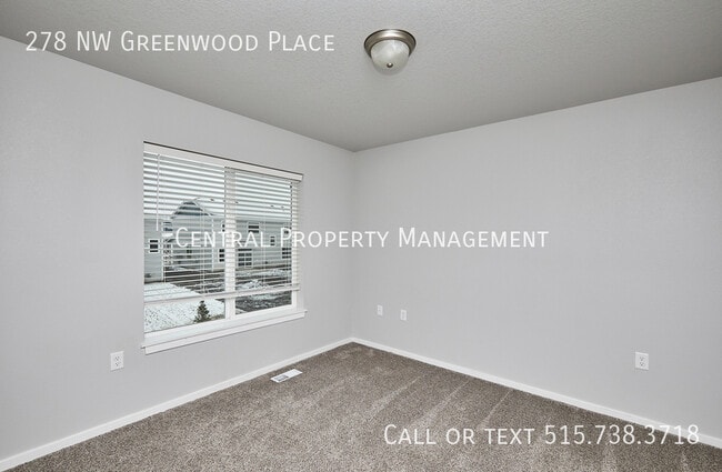 Photo - 278 NW Greenwood Pl