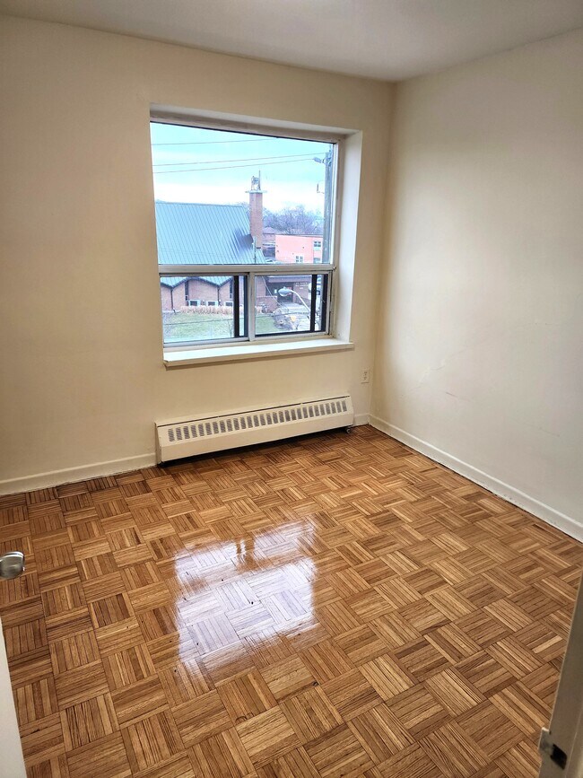 Photo - 3266 Weston Rd