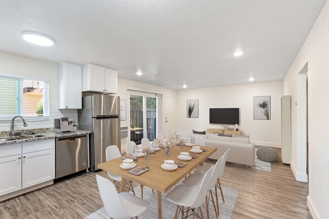 Glenbrook Apartments