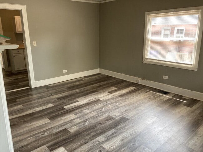 Photo - 125 Mallard St