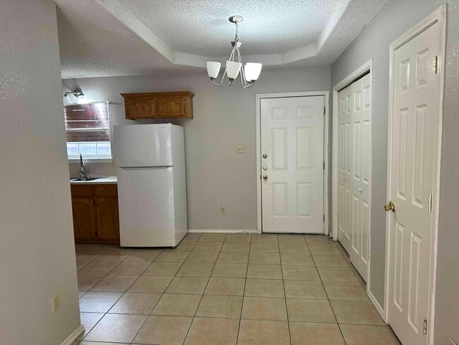Photo - 1821 W Portales Dr Unit 4