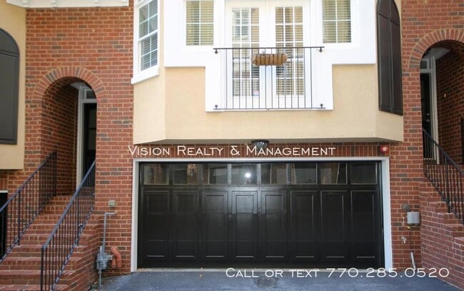 Photo - 829 Clifton Heights Ln NE