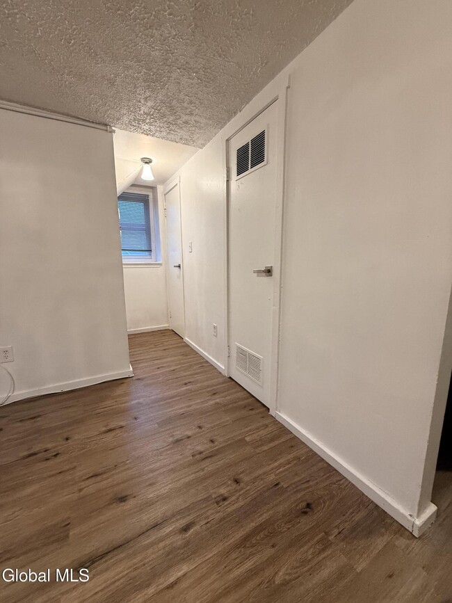 Photo - 1126 Broadway Unit Apt. 1