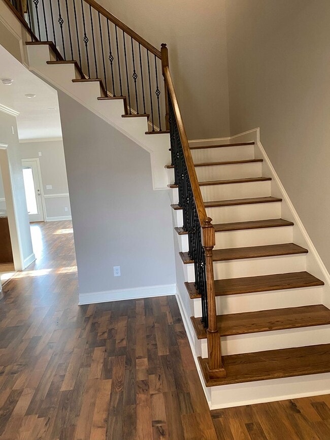 Photo - 2105 Remington Ct