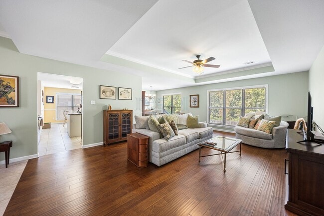 Photo - 8700 Johnson Dr