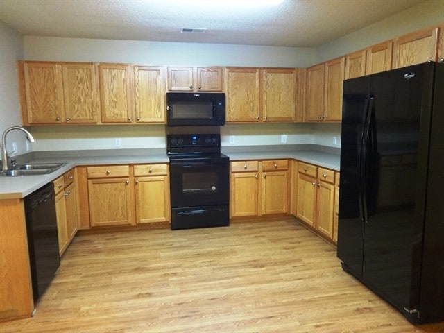 Photo - 1016 Deerberry Rd