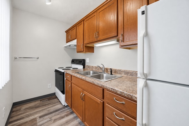 Brentwood Estates Apartments