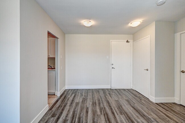 Photo - Parkdale Tower Apartments