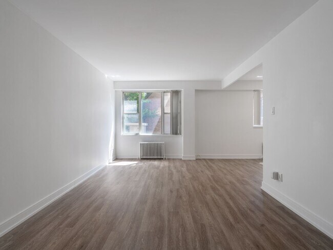 Photo - 161 St George St