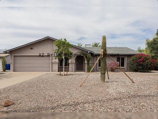 Photo - 542 W Pampa Ave