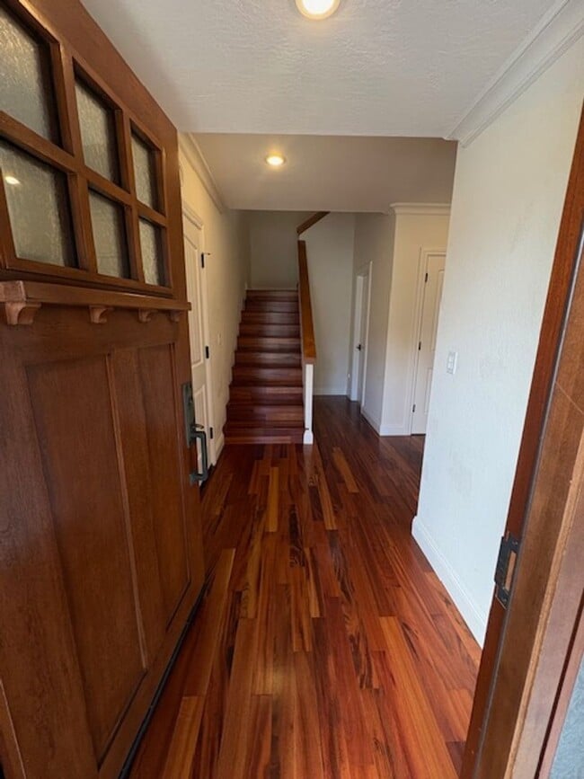 Photo - Los Gatos Family Townhome Ready for Move i...