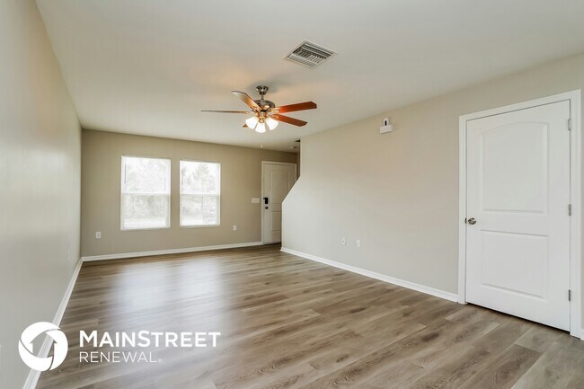 Photo - 3202 37th St W