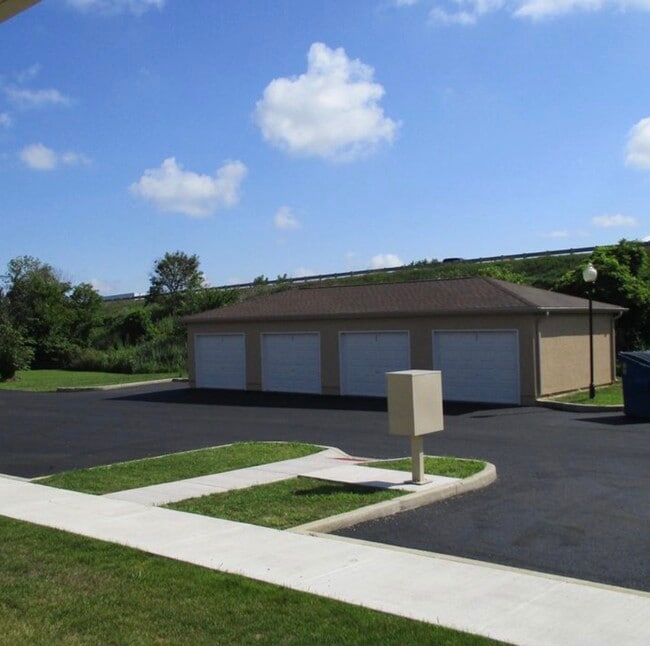 192 Rail Rd