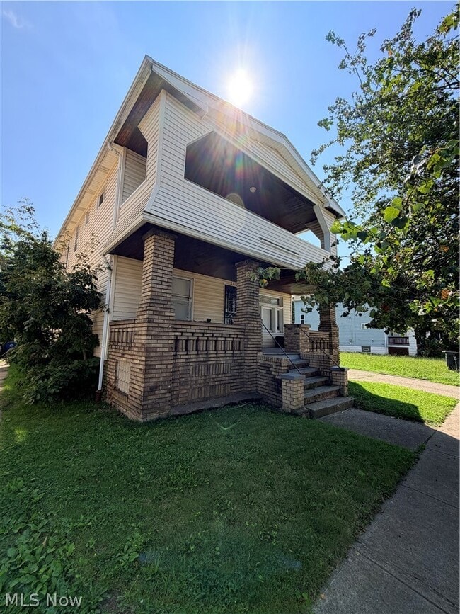 2801 E 125th St Unidad 2