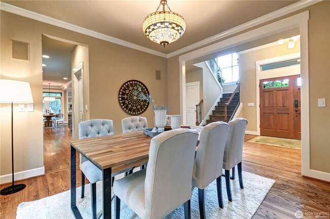 Photo - 4bd/2.5ba Kirkland House