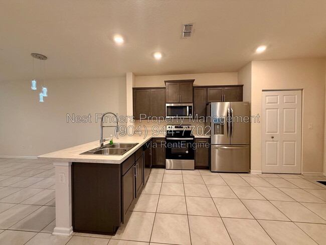839 Observatory Pkwy