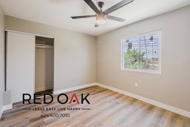 Photo - 921 W 82nd St Unit 27