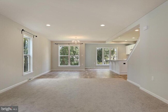 Photo - 90 Hoke Farm Way