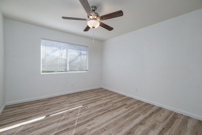 Photo - Goldenwood Unit 1625 Glenwood Dr