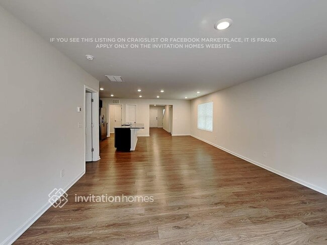 Photo - 5213 Cameron Cmns Pkwy