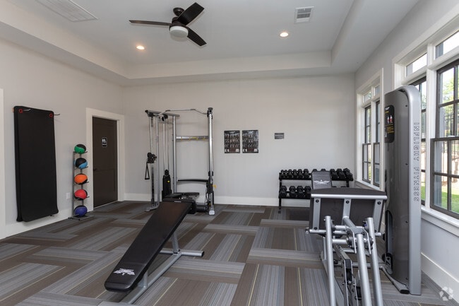 Gimnasio - Redwine Creek