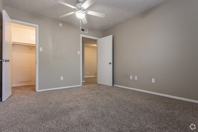 1 BR, 1 BA - 615 SF - A2
