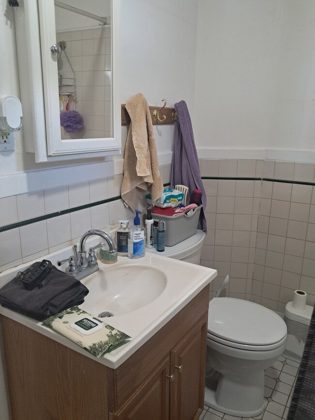 Building Photo - 410 W Columbia Ave Unit #1 Rental