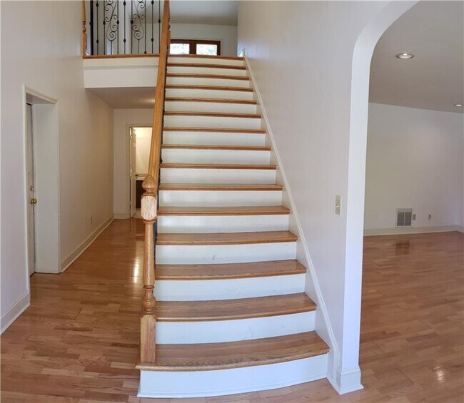 Photo - 3662 Rock Springs Dr