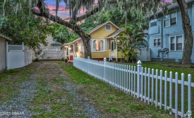 Building Photo - 611 Seaman Pl Rental