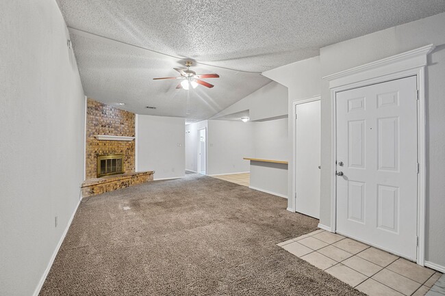 Photo - 135 Prairie Creek Cir Unit #135