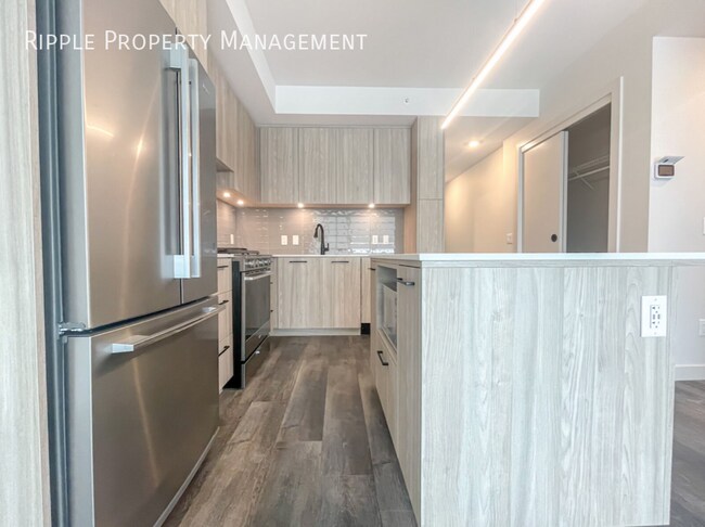 Photo - 1 BED+ DEN/ 1 BATH APARTMENT IN THE COMMUNITY OF HILLHURST
